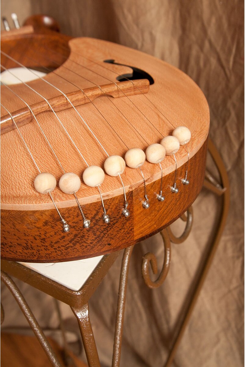 Roosebeck Lyre Harp 8-String - www.ensoulmusic.com